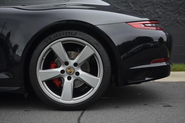 2018 Porsche 911 Carrera 4S