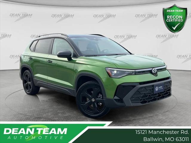 2026 Volkswagen Taos SE Black for sale in Ballwin, MO