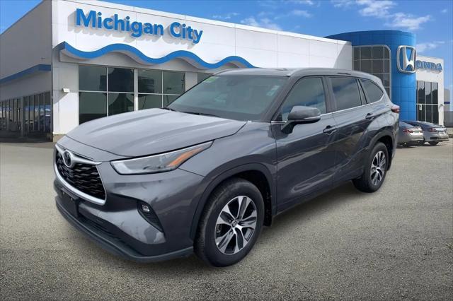 2025 Toyota Highlander XLE for sale in Michigan City, IN