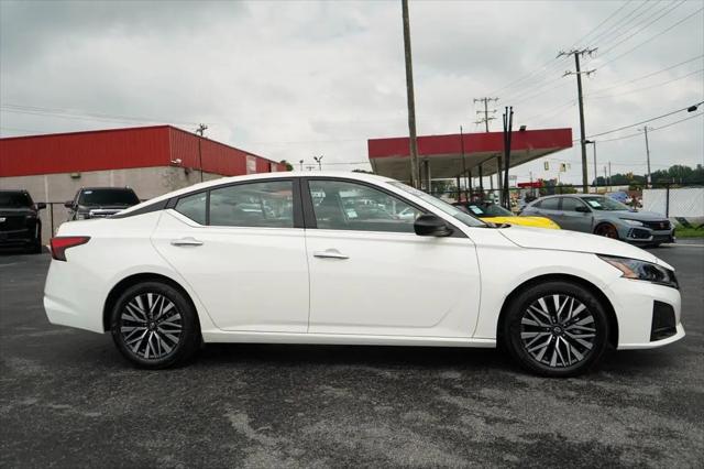 2025 Nissan Altima SV FWD