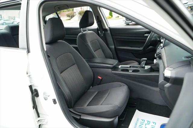 2025 Nissan Altima SV FWD