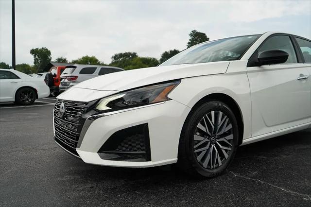 2025 Nissan Altima SV FWD