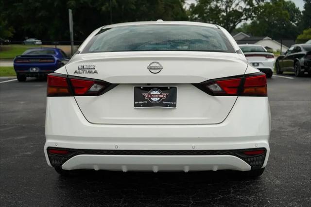 2025 Nissan Altima SV FWD