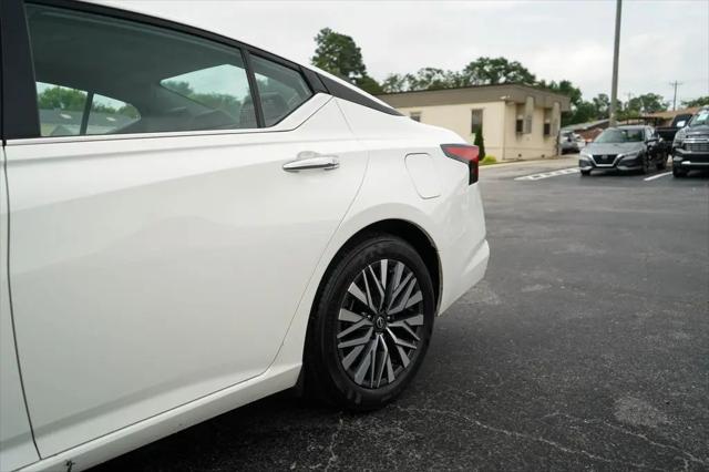 2025 Nissan Altima SV FWD