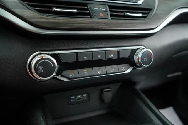 2025 Nissan Altima SV FWD