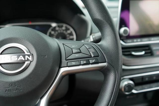 2025 Nissan Altima SV FWD