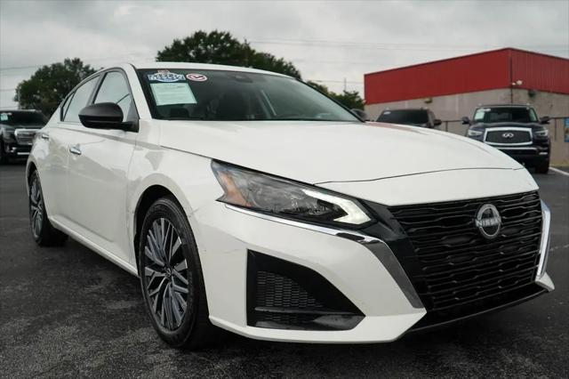 2025 Nissan Altima SV FWD