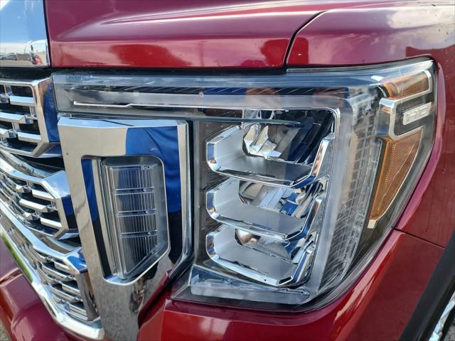 2020 GMC Sierra 2500HD 4WD Crew Cab Standard Bed Denali