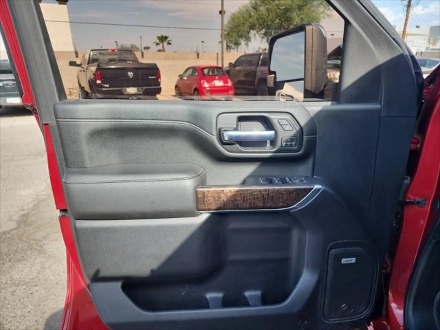 2020 GMC Sierra 2500HD 4WD Crew Cab Standard Bed Denali