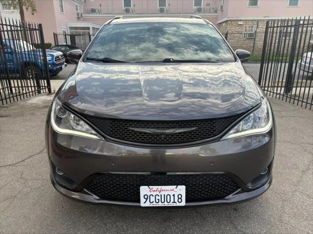 2019 Chrysler Pacifica Limited for sale in Southgate, CA