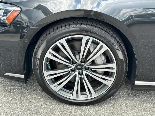 2022 Audi A8 L 55 TFSI quattro Tiptronic