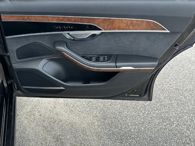 2022 Audi A8 L 55 TFSI quattro Tiptronic