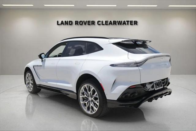 2023 Aston Martin DBX 707