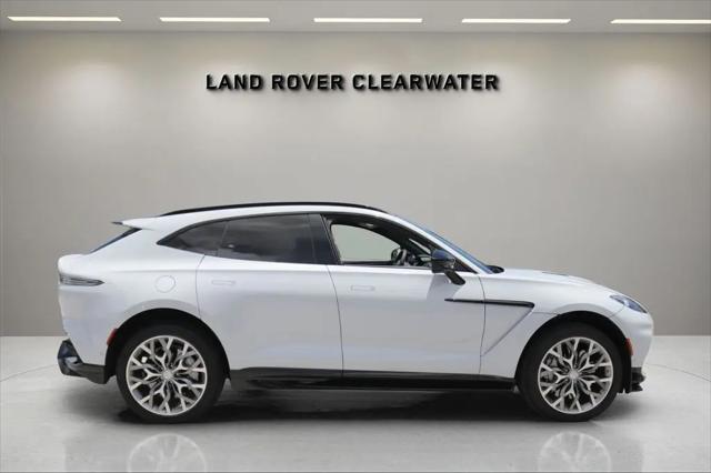 2023 Aston Martin DBX 707