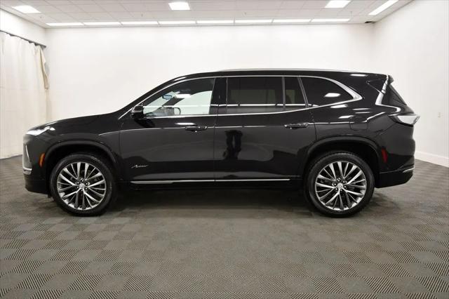 2025 Buick Enclave Avenir AWD