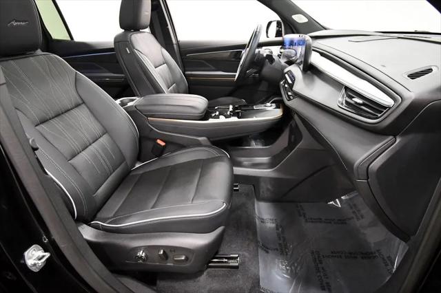 2025 Buick Enclave Avenir AWD