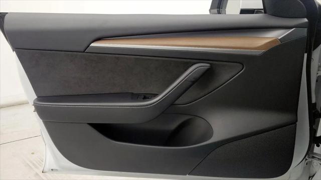 2022 Tesla Model 3 Performance Dual Motor All-Wheel Drive