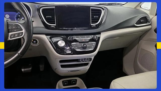 2021 Chrysler Pacifica Touring L