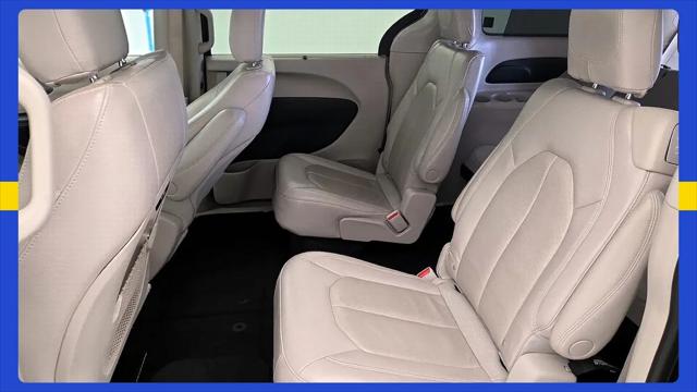 2021 Chrysler Pacifica Touring L