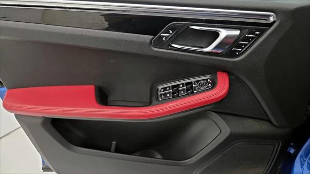 2017 Porsche Macan Macan