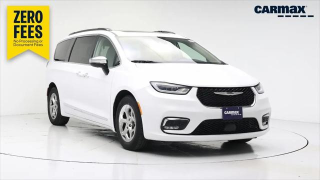2023 Chrysler Pacifica Limited for sale in Maplewood, MN
