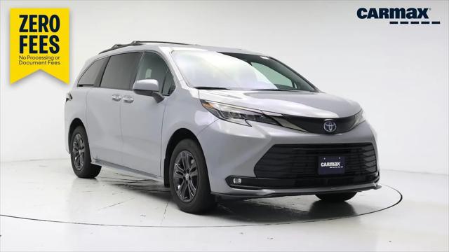 2024 Toyota Sienna XLE for sale in Plainfield, IL