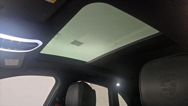 2023 Porsche Macan T