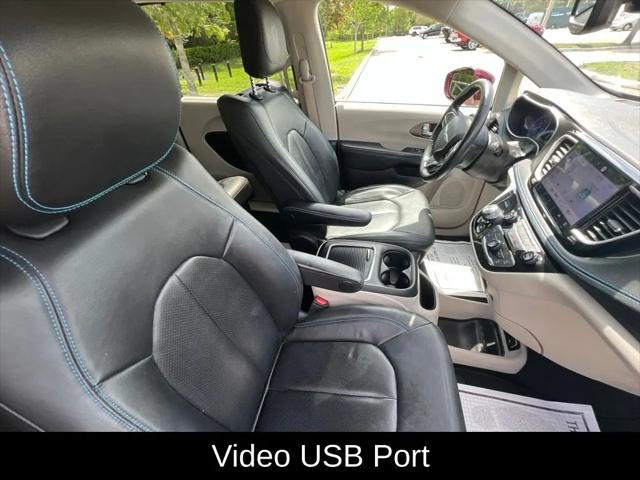 2021 Chrysler Pacifica Touring L