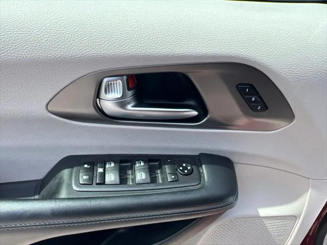 2021 Chrysler Pacifica Touring L