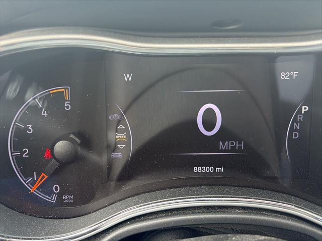 2016 Jeep Grand Cherokee High Altitude 2016 Jeep Grand Cherokee High Altitude