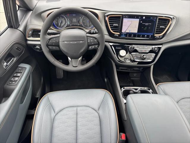 2027 Chrysler Pacifica Pinnacle AWD
