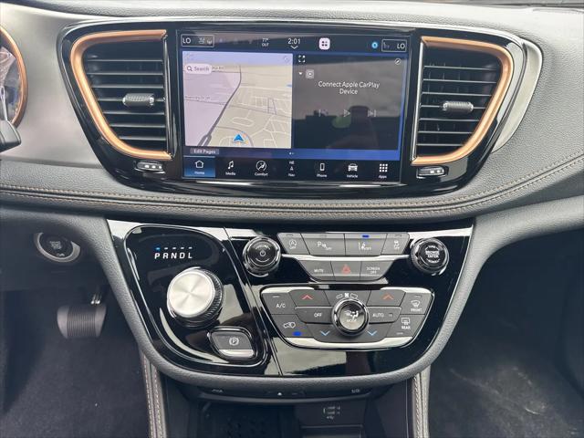 2027 Chrysler Pacifica Pinnacle AWD
