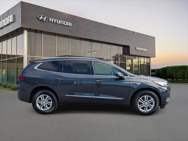 2021 Buick Enclave AWD Essence 2021 Buick Enclave AWD Essence