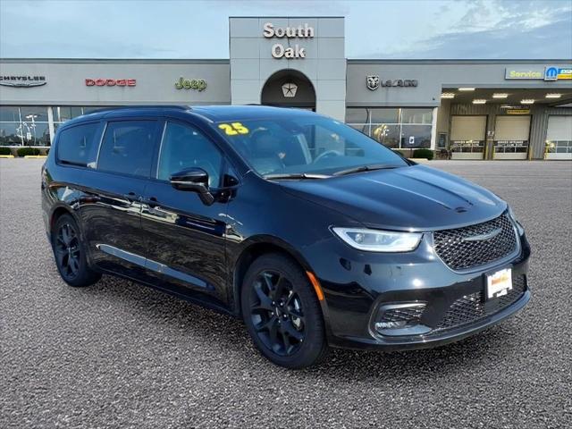2025 Chrysler Pacifica Limited for sale in Matteson, IL