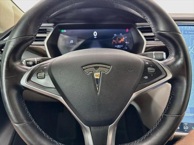 2015 Tesla Model S 70D