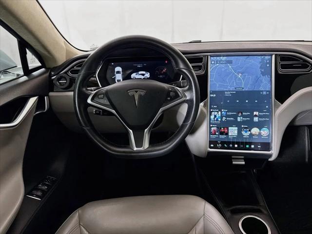 2015 Tesla Model S 70D