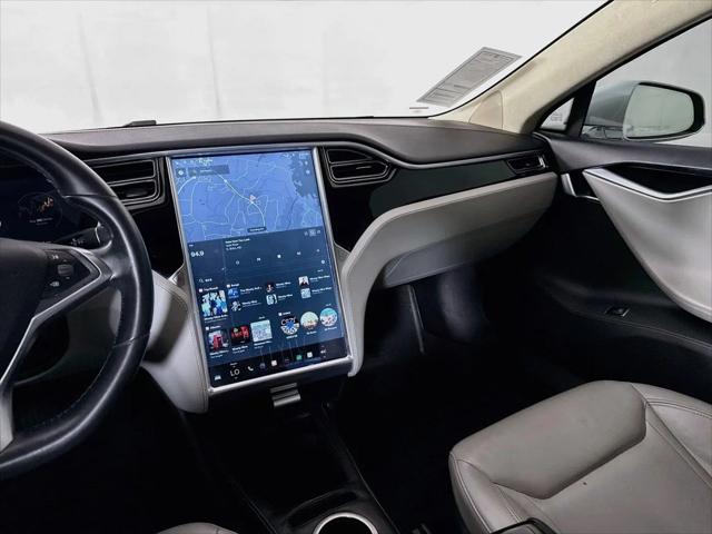2015 Tesla Model S 70D