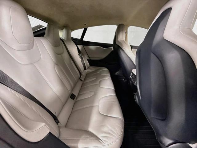 2015 Tesla Model S 70D