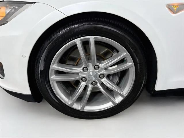 2015 Tesla Model S 70D