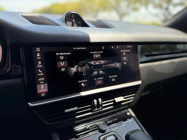 2021 Porsche Cayenne Cayenne