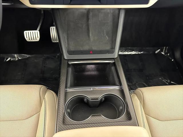 2024 Tesla Model X Plaid Tri Motor All-Wheel Drive