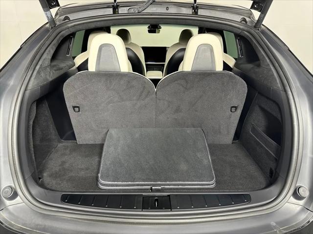 2024 Tesla Model X Plaid Tri Motor All-Wheel Drive