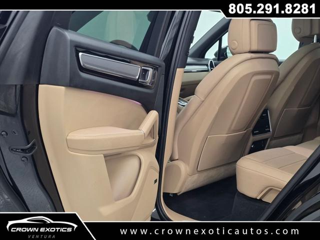 2022 Porsche Cayenne Platinum Edition