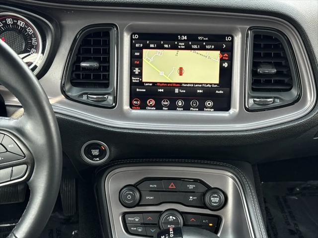 2023 Dodge Challenger SXT