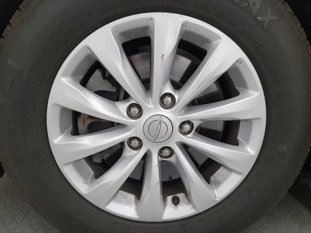 2017 Chrysler Pacifica Touring-L