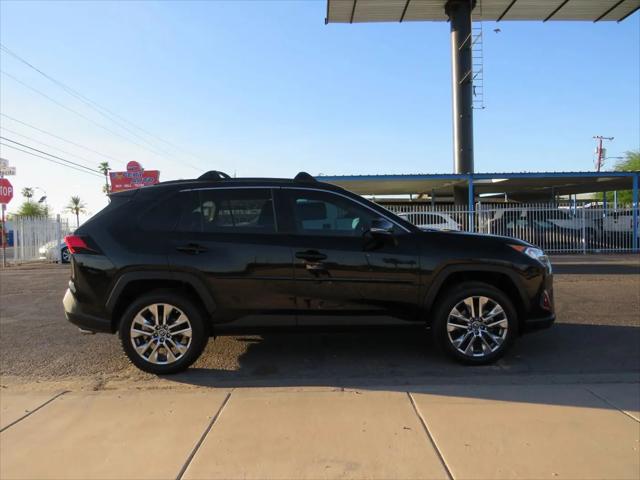 2019 Toyota RAV4 XLE Premium