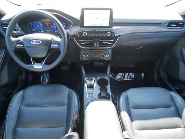2020 Ford Escape Titanium
