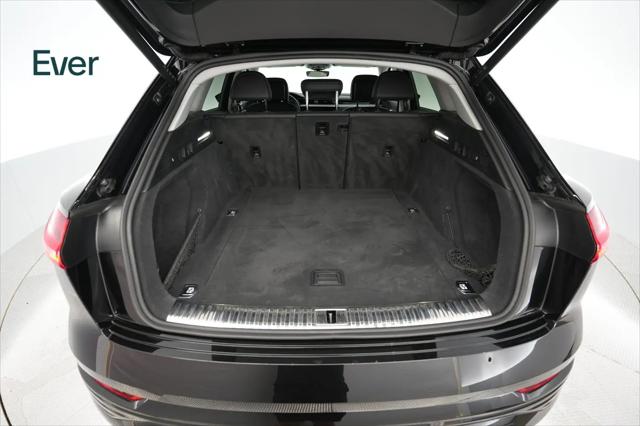 2024 Audi e-tron Premium quattro