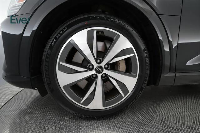 2024 Audi e-tron Premium quattro