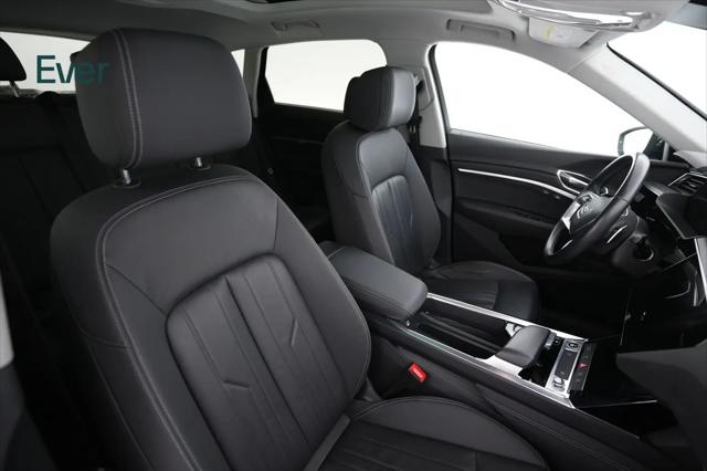 2024 Audi e-tron Premium quattro
